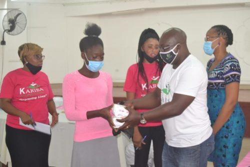 sanitary-pad-5-receiving-Mulewa